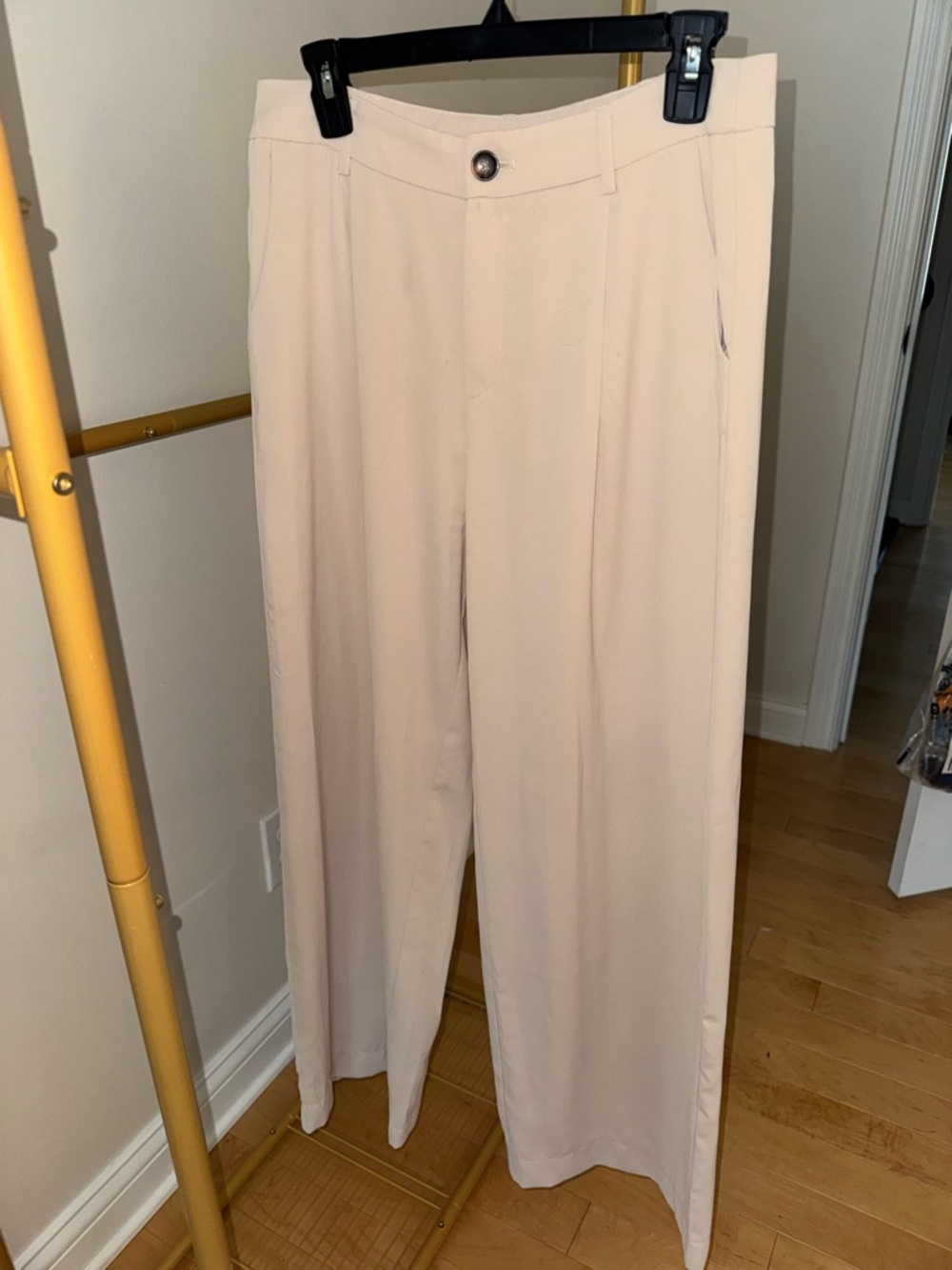 Cotton Candy Wide-Leg Pants in Soft Cream